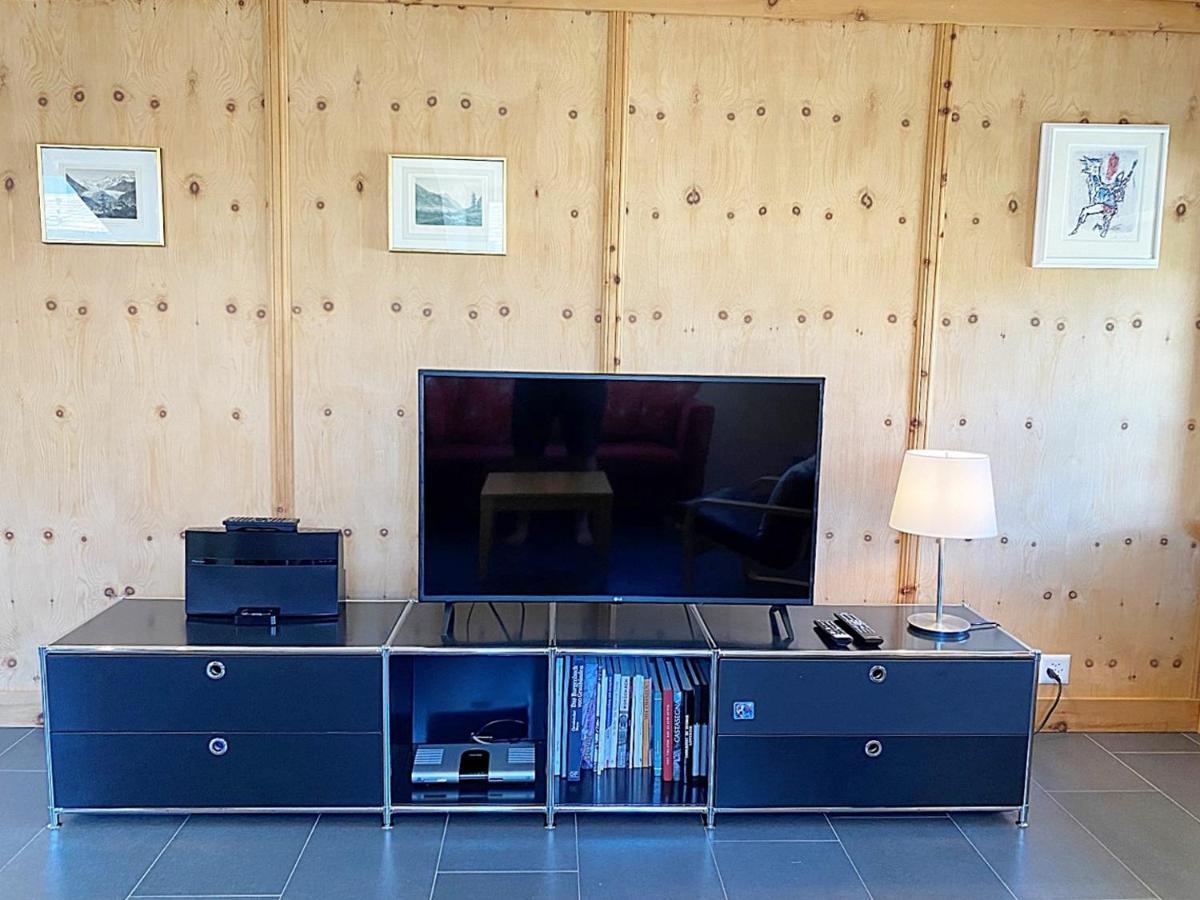 Dachwohnung Im Alpenstil, 60m2 Für 2p, Mit Garage Bm186 Apartamento Pontresina